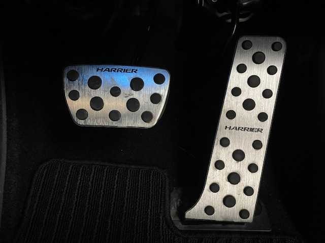 トヨタ ハリアー ハイブリッド Z 青森県 2021(令3)年 3.8万km ホワイトパールクリスタルシャイン ワンオーナー/12.3インチ純正ナビ（BlueTooth）/トヨタセーフティセンス/インテリジェントクリアランスソナー/JBLサウンドシステム/デジタルインナーミラー/MODELISTAエアロ/寒冷地仕様/ハーフレザーシート/19インチ純正アルミホイール/ドライブレコーダー/パワーバックドア/保証書/取扱説明書/ナビ説明書/スペアキー