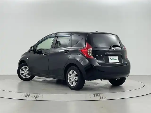 日産 ノート X DIG－S 埼玉県 2013(平25)年 6.7万km スーパーブラック 社外ナビゲーションAVN-V02BT/（Bluetooth/CD/DVD/AM/FM）/アイドリングストップ/ETC/スマートキー/プッシュスタート/電動格納ミラー/ECOモード