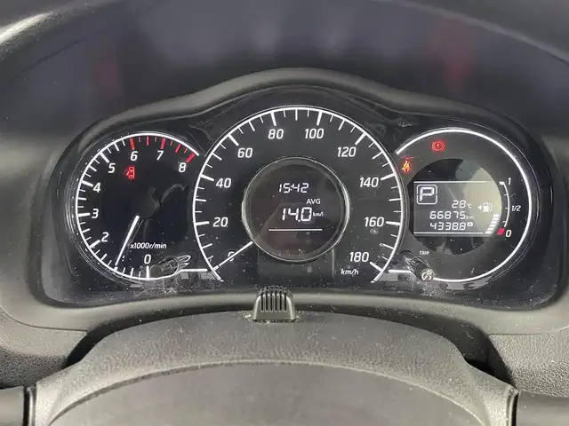 日産 ノート X DIG－S 埼玉県 2013(平25)年 6.7万km スーパーブラック 社外ナビゲーションAVN-V02BT/（Bluetooth/CD/DVD/AM/FM）/アイドリングストップ/ETC/スマートキー/プッシュスタート/電動格納ミラー/ECOモード