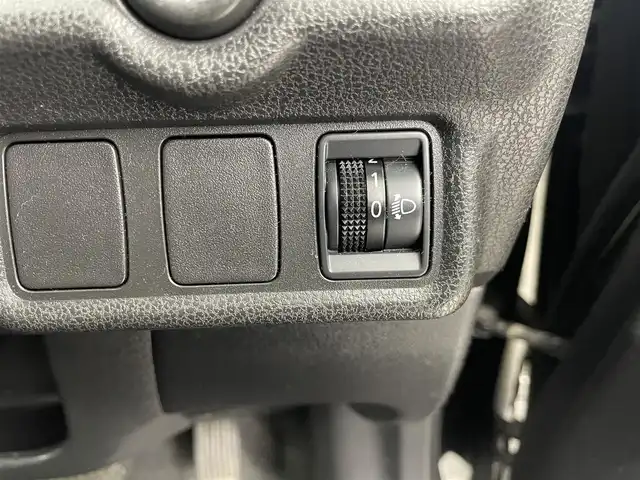 日産 ノート X DIG－S 埼玉県 2013(平25)年 6.7万km スーパーブラック 社外ナビゲーションAVN-V02BT/（Bluetooth/CD/DVD/AM/FM）/アイドリングストップ/ETC/スマートキー/プッシュスタート/電動格納ミラー/ECOモード