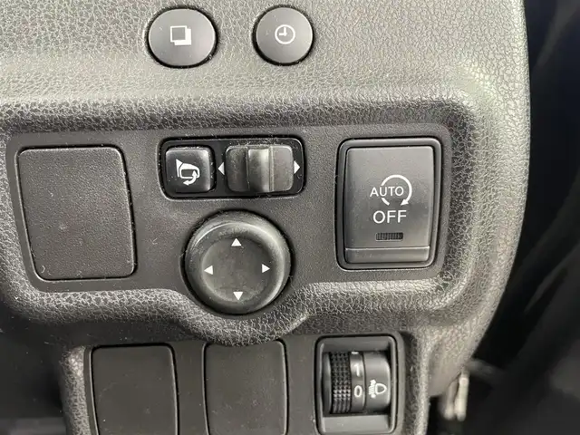 日産 ノート X DIG－S 埼玉県 2013(平25)年 6.7万km スーパーブラック 社外ナビゲーションAVN-V02BT/（Bluetooth/CD/DVD/AM/FM）/アイドリングストップ/ETC/スマートキー/プッシュスタート/電動格納ミラー/ECOモード