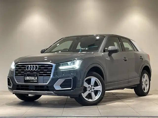 アウディ Ｑ２ 1．0 TFSI スポーツ 愛知県 2017(平29)年 3.5万km グレー バーチャルコクピット　/ＭＭＩナビゲーション　/Ｂｌｕｅｔｏｏｔｈ　/フルセグテレビ　/バックカメラ　/パーキングエイド　/ＡＣＣ　/ＬＫＡ　/ＬＤＷ　/ＢＳＭ　/コーナーセンサー　/ＥＴＣ２．０　/オートライト　/レインセンサー/シートヒーター/プッシュスタート/アイドリングストップ