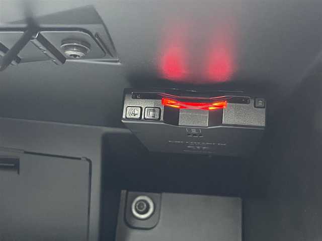 フィアット ５００Ｃ 120thタキシード 三重県 2020(令2)年 3.6万km 白Ⅱ １００台限定車/ディスプレイオーディオ/バックカメラ/カープレイ/アイスホワイト・ブラックツートンカラー/専用１６インチアルミ/専用ファブリックシート/社外ドライブレコーダー/ＥＴＣ/電動オープン