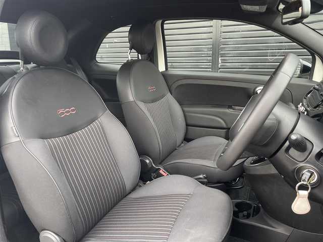 フィアット ５００Ｃ 120thタキシード 三重県 2020(令2)年 3.6万km 白Ⅱ １００台限定車/ディスプレイオーディオ/バックカメラ/カープレイ/アイスホワイト・ブラックツートンカラー/専用１６インチアルミ/専用ファブリックシート/社外ドライブレコーダー/ＥＴＣ/電動オープン