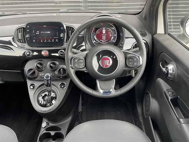 フィアット ５００Ｃ 120thタキシード 三重県 2020(令2)年 3.6万km 白Ⅱ １００台限定車/ディスプレイオーディオ/バックカメラ/カープレイ/アイスホワイト・ブラックツートンカラー/専用１６インチアルミ/専用ファブリックシート/社外ドライブレコーダー/ＥＴＣ/電動オープン