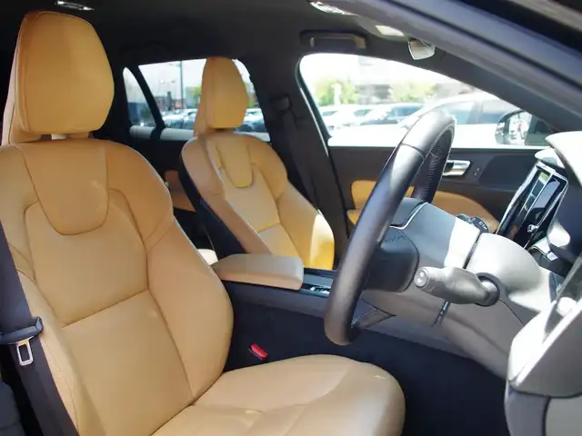 ボルボ Ｖ６０ T5 モメンタム 埼玉県 2019(令1)年 6.9万km オニキスブラックP 1オーナー /キャメルレザーシート /アダプティブクルーズコントロール /インテリセーフ /CarPlay /パークセンサー /ブラインドスポットモニター /バックカメラ /純正ナビ /ETC /ドラレコ /フルセグTV /シートヒーター