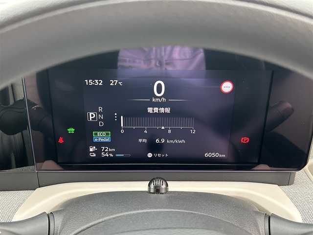日産 サクラ X 愛媛県 2023(令5)年 0.6万km スターリングシルバーメタリック 禁煙車/登録時走行距離6049km/純正ナビCD/DVD/フルセグTV/Bluetooth/全方位カメラ（フロント/サイド/リヤ）/エマージェンシーブレーキ/踏み間違え防止装置/オートライト/オートハイビーム/LEDヘッドライト/電動パーキングブレーキ/オートブレーキホールド/スマートキー/プッシュスタートボタン/充電ケーブル