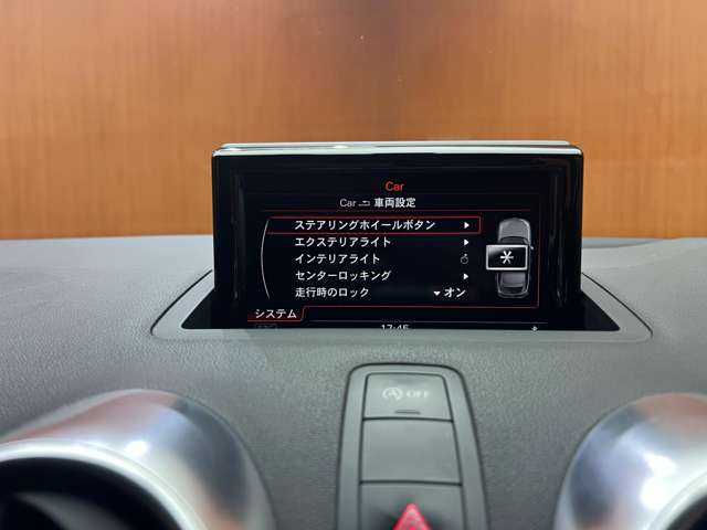 アウディ Ｓ１ スポーツバック 千葉県 2016(平28)年 4.8万km ミサノレッドパールエフェクト ６速ＭＴ　/コントラストルーフ　/レッドブレーキキャリパー　/半革シート　/ナビ　/ＴＶ　/Ｂｌｕｅｔｏｏｔｈ接続　/ＢＯＳＥサウンド　/ブラックハイグロススタイリングＰＫＧ　/アドバンストキー　/プッシュスタート