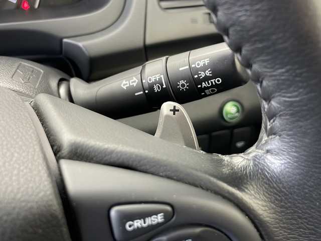 ホンダ ＣＲ－Ｖ 24G 秋田県 2013(平25)年 6.7万km プレミアムスパークルブラックパール 4WD/社外メモリナビ/　（CD/DVD/Bluetooth/TV）/パドルシフト/クルーズコントロール/革巻きハンドル/ETC/横滑り防止装置/電動格納ミラー/プッシュスタート/純正フロアマット/純正アルミホイール/HIDヘッドライト/フォグランプ/オートライト/スマートキー/スペアキー/社外エンジンスターター
