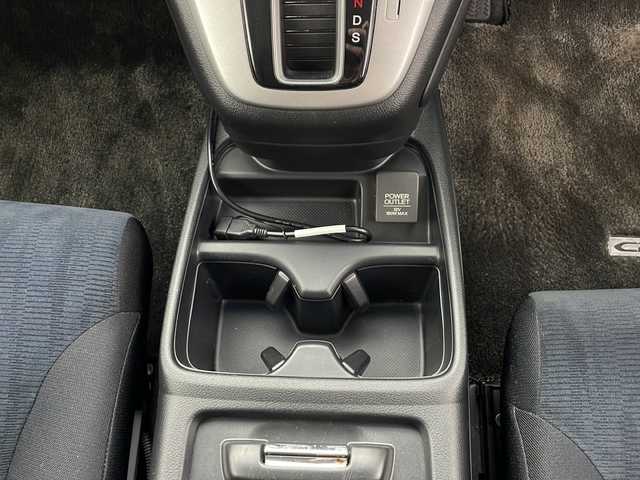 ホンダ ＣＲ－Ｖ 24G 秋田県 2013(平25)年 6.7万km プレミアムスパークルブラックパール 4WD/社外メモリナビ/　（CD/DVD/Bluetooth/TV）/パドルシフト/クルーズコントロール/革巻きハンドル/ETC/横滑り防止装置/電動格納ミラー/プッシュスタート/純正フロアマット/純正アルミホイール/HIDヘッドライト/フォグランプ/オートライト/スマートキー/スペアキー/社外エンジンスターター