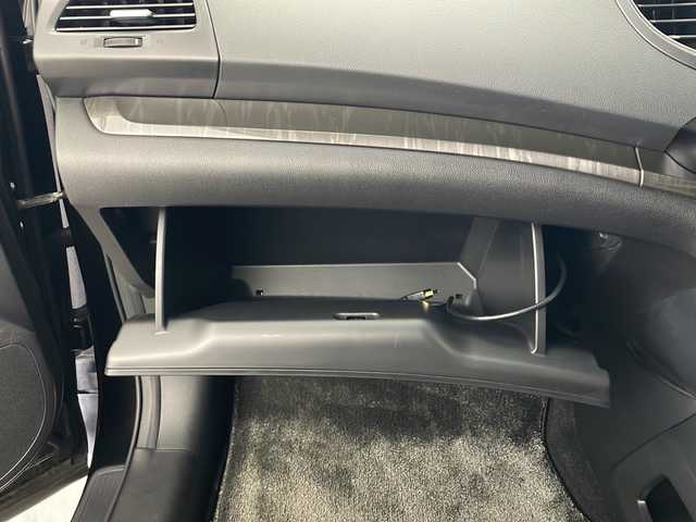 ホンダ ＣＲ－Ｖ 24G 秋田県 2013(平25)年 6.7万km プレミアムスパークルブラックパール 4WD/社外メモリナビ/　（CD/DVD/Bluetooth/TV）/パドルシフト/クルーズコントロール/革巻きハンドル/ETC/横滑り防止装置/電動格納ミラー/プッシュスタート/純正フロアマット/純正アルミホイール/HIDヘッドライト/フォグランプ/オートライト/スマートキー/スペアキー/社外エンジンスターター