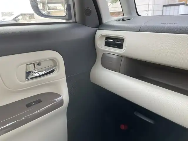 ダイハツ ムーヴ キャンバス G メイクアップ リミテッド　SAⅢ 石川県 2022(令4)年 3万km パールホワイトⅢ/ナチュラルベージュマイカメタリック 2トーン 社外メモリーナビ/CD/TV/パノラマモニター/両側パワースライド/LEDヘッドライト/ETC/レーダーブレーキ/スマートキー/プッシュスタート/電動ミラー/ベンチシート/保証書