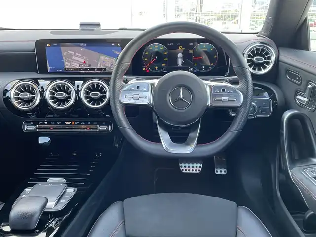 メルセデス・ベンツ ＣＬＡ２００ｄ Sブレーク AMGライン 東京都 2020(令2)年 4万km 白 ワンオーナー/純正ナビ/フルセグTV/360°カメラ/ヘッドアップディスプレイ/ハーフレザーシート/シートヒーター/ETC2.0/アドバンスドパッケージ/パワーバックドア/前後ドライブレコーダー/ワイヤレスチャージ