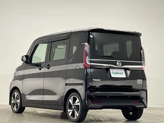 日産 ルークス HWS Gターボ プロパイロットED 滋賀県 2022(令4)年 2.7万km ブラック アラウンドビューモニター/プロパイロット/追従クルーズコントロール/コーナーセンサー/両側電動スライド/LEDヘッドライト/オートライト/スマートキー/プッシュスタート/ステアリングスイッチ