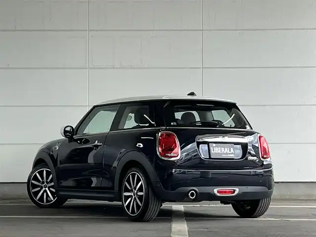 ＭＩＮＩ ミニ クーパー D 山形県 2021(令3)年 3.3万km MINI Yoursエニグマティックブラック インテリジェントセーフティ/ワンオーナー/コーナーセンサー/純正ナビ/LEDヘッドライト/ヘッドアップディスプレイ/ETC/スピードリミッター/アンビエントライト