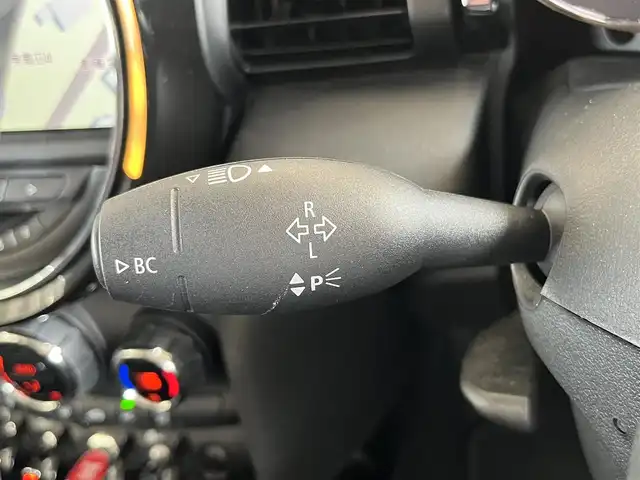 ＭＩＮＩ ミニ クーパー D 山形県 2021(令3)年 3.3万km MINI Yoursエニグマティックブラック インテリジェントセーフティ/ワンオーナー/コーナーセンサー/純正ナビ/LEDヘッドライト/ヘッドアップディスプレイ/ETC/スピードリミッター/アンビエントライト