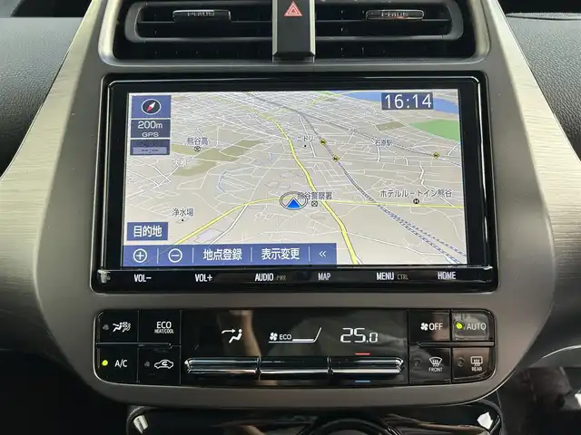 トヨタ プリウス ＰＨＶ S GRスポーツ 埼玉県 2018(平30)年 8.4万km ホワイトパールクリスタルシャイン ETC /純正ナビ /バックカメラ /車高調/充電プラグ有　/ステアリングスイッチ　/プッシュスタート　/クルコン追従　/TRC /オートライト /オートハイビーム　/ドアバイザー　/純正フロアマット　/シートヒーター(D/N)　/イモビライザー　/プリクラッシュ/LEDライト /社外サスペンション/シフトノブ変更