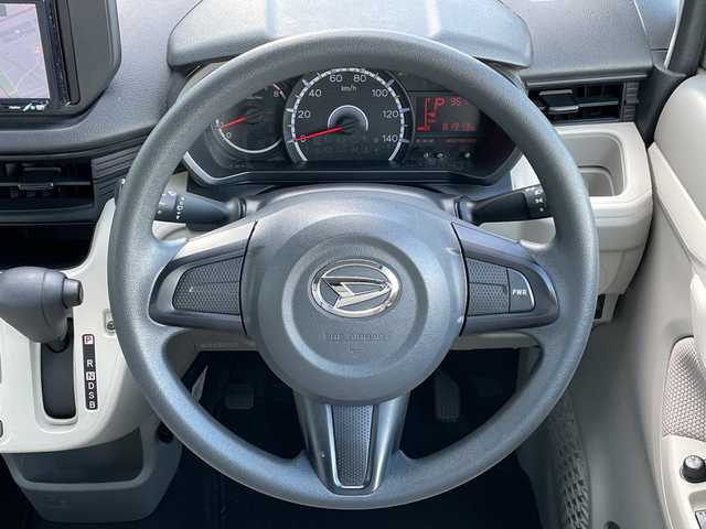 ダイハツ ムーヴ L 道央・札幌 2015(平27)年 8.2万km パールホワイトⅢ ４WD/社外SDナビ/CD/DVD/BT/ワンセグ/横滑り防止装置/バックカメラ/ETC/ドライブレコーダー/エコアイドル/PWRMODE/リモコンキー/ハロゲンヘッドライト/ヘッドライトレベライザー/電動格納ミラー/フロアマット/ドアバイザー/スペアキー/社外エンジンスターター/社外AW付夏タイヤ積込/155/65/R14/2020年/山5mm