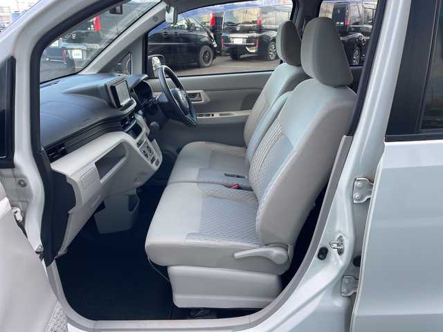 ダイハツ ムーヴ L 道央・札幌 2015(平27)年 8.2万km パールホワイトⅢ ４WD/社外SDナビ/CD/DVD/BT/ワンセグ/横滑り防止装置/バックカメラ/ETC/ドライブレコーダー/エコアイドル/PWRMODE/リモコンキー/ハロゲンヘッドライト/ヘッドライトレベライザー/電動格納ミラー/フロアマット/ドアバイザー/スペアキー/社外エンジンスターター/社外AW付夏タイヤ積込/155/65/R14/2020年/山5mm