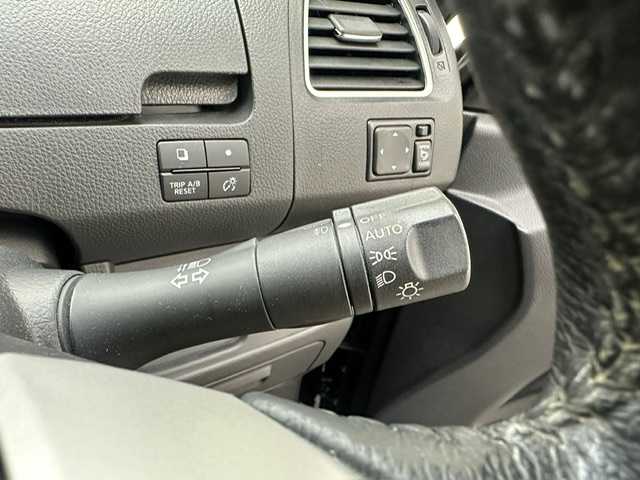 日産 セレナ HWS Vエアロモード+セーフⅡ 兵庫県 2015(平27)年 7.8万km ダイヤモンドブラック 純正SDナビ(CD/DVD/SD/Bluetooth)/全方位カメラ/純正フリップダウンモニター/クルーズコントロール/車高調/社外エアロ/両側パワースライドドア/シートカバー/LEDヘッドライト/LEDフォグライト/オートライト/前後コーナーセンサー/社外18インチアルミホイール/純正フロアマット/アイドリングストップ