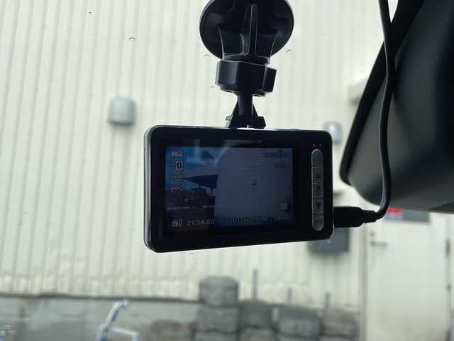 ダイハツ ブーン シルク Gパッケージ SAⅢ 道北・旭川 2019(令1)年 2.6万km ブラックマイカメタリック/ダークエメラルドマイカ /4WD//寒冷地仕様//ワンオーナー//禁煙車//スペアキー//社外ナビ/　CD/BT/TV//バックカメラ//衝突軽減ブレーキ//横滑り防止//誤発進抑制//コーナーセンサー//シートヒーター//オートライト//オートハイビーム//革巻きステアリング//LEDヘッドライト//LEDフォグランプ//純正フロアマット//ドライブレコーダー//フロントデアイサー