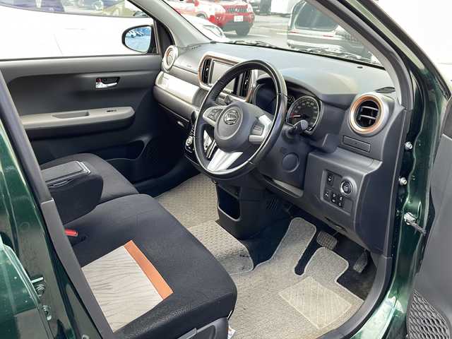 ダイハツ ブーン シルク Gパッケージ SAⅢ 道北・旭川 2019(令1)年 2.6万km ブラックマイカメタリック/ダークエメラルドマイカ /4WD//寒冷地仕様//ワンオーナー//禁煙車//スペアキー//社外ナビ/　CD/BT/TV//バックカメラ//衝突軽減ブレーキ//横滑り防止//誤発進抑制//コーナーセンサー//シートヒーター//オートライト//オートハイビーム//革巻きステアリング//LEDヘッドライト//LEDフォグランプ//純正フロアマット//ドライブレコーダー//フロントデアイサー