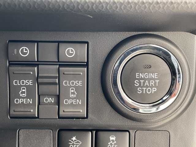 トヨタ ルーミー カスタムG－T 埼玉県 2025(令7)年 0.1千km パールホワイトⅢ スマートアシスト/純正9インチディスプレイオーディオ/　　BT/USB/HDMI/フルセグ/アップルカープレイ/全方位カメラ/両側電動スライドドア/レーダークルーズコントロール/LEDヘッドライト/シートヒーター/純正15インチアルミホイール/コーナーセンサー/ブレーキホールド/スマートキー×2/禁煙車