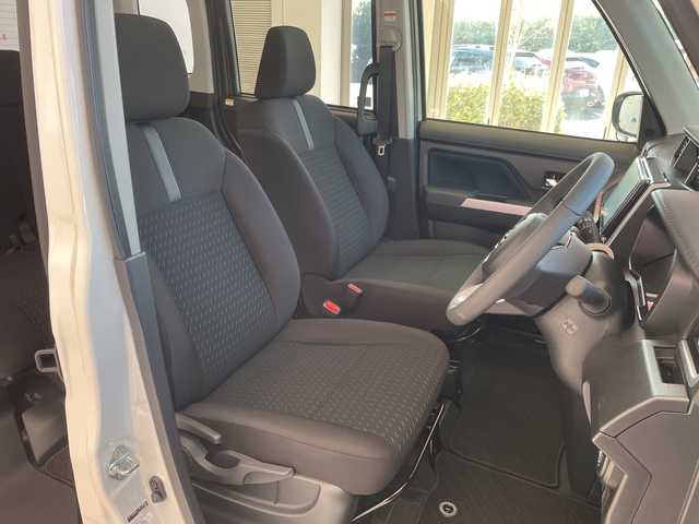 トヨタ ルーミー カスタムG－T 埼玉県 2025(令7)年 0.1千km パールホワイトⅢ スマートアシスト/純正9インチディスプレイオーディオ/　　BT/USB/HDMI/フルセグ/アップルカープレイ/全方位カメラ/両側電動スライドドア/レーダークルーズコントロール/LEDヘッドライト/シートヒーター/純正15インチアルミホイール/コーナーセンサー/ブレーキホールド/スマートキー×2/禁煙車