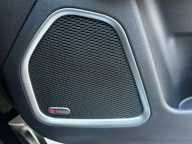 クライスラー・ジープ ジープ コンパス リミテッド 茨城県 2020(令2)年 5.2万km ブリリアントブラッククリスタル Beatsサウンドシステム/純正ナビ BT/FM/AM/APPLE CAR PLAY/アクティブクルーズコントロール/ステアリングスイッチ/パワーシート/シートメモリ/シートヒーター/レザーシート/ブラインドスポットモニター/バックカメラ/パワーバックドア/コーナーセンサー/USBポート/純正フロアマット/純正アルミホイール/LEDオートライト/アイドリングストップ/ETC/スマートキー