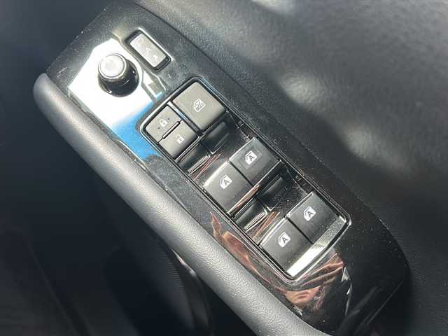 トヨタ アルファード S Cパッケージ 広島県 2020(令2)年 6万km ブラック 禁煙/モデリスタシグネチャーイルミ/セーフティセンス/・プリクラッシュセーフティ/・LTA/LDA/RSA/・先行車発進告知/・オートマチックハイビーム/クリアランスソナー/純正ディスプレイオーディオ/・ナビ機能/Bluetooth/Miracast/HDMI/バックカメラ/純正フリップダウンモニター（V12T-R68C）/3眼LEDヘッドライト/シーケンシャルターンランプ/オートライト/フォグランプ/合皮シート/シートヒーター/シートベンチレーション/パワーシート/メモリシート/ウッドコンビステアリング/ステアリングスイッチ/ステアリングヒーター/パワーバックドア/スマートキー/プッシュスタート/スペアキー/360°ドライブレコーダー（ユピテルZQ-20）/レーダー探知機/ビルトインETC/後席カーテン/純正18インチアルミホイール