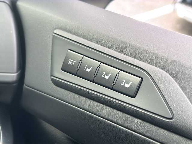 トヨタ アルファード S Cパッケージ 広島県 2020(令2)年 6万km ブラック 禁煙/モデリスタシグネチャーイルミ/セーフティセンス/・プリクラッシュセーフティ/・LTA/LDA/RSA/・先行車発進告知/・オートマチックハイビーム/クリアランスソナー/純正ディスプレイオーディオ/・ナビ機能/Bluetooth/Miracast/HDMI/バックカメラ/純正フリップダウンモニター（V12T-R68C）/3眼LEDヘッドライト/シーケンシャルターンランプ/オートライト/フォグランプ/合皮シート/シートヒーター/シートベンチレーション/パワーシート/メモリシート/ウッドコンビステアリング/ステアリングスイッチ/ステアリングヒーター/パワーバックドア/スマートキー/プッシュスタート/スペアキー/360°ドライブレコーダー（ユピテルZQ-20）/レーダー探知機/ビルトインETC/後席カーテン/純正18インチアルミホイール