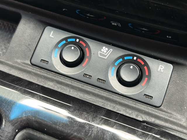 トヨタ アルファード S Cパッケージ 広島県 2020(令2)年 6万km ブラック 禁煙/モデリスタシグネチャーイルミ/セーフティセンス/・プリクラッシュセーフティ/・LTA/LDA/RSA/・先行車発進告知/・オートマチックハイビーム/クリアランスソナー/純正ディスプレイオーディオ/・ナビ機能/Bluetooth/Miracast/HDMI/バックカメラ/純正フリップダウンモニター（V12T-R68C）/3眼LEDヘッドライト/シーケンシャルターンランプ/オートライト/フォグランプ/合皮シート/シートヒーター/シートベンチレーション/パワーシート/メモリシート/ウッドコンビステアリング/ステアリングスイッチ/ステアリングヒーター/パワーバックドア/スマートキー/プッシュスタート/スペアキー/360°ドライブレコーダー（ユピテルZQ-20）/レーダー探知機/ビルトインETC/後席カーテン/純正18インチアルミホイール