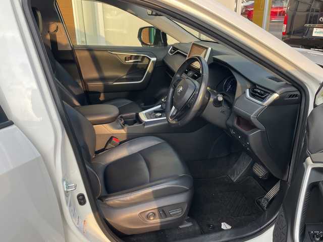 トヨタ ＲＡＶ４ G Zパッケージ 宮崎県 2020(令2)年 6万km ホワイトパールクリスタルシャイン TRDエアロ/パノラマムーンルーフ/純正メモリナビ/(フルセグTV/DVD/CD/Bluetooth）/ローダウン/ドライブレコーダー/電動リアゲート/ETC/デジタルインナーミラー/純正19インチアルミ/BSM