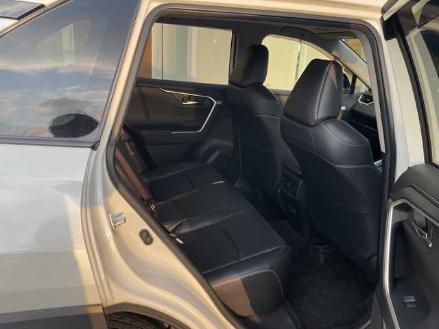 トヨタ ＲＡＶ４ G Zパッケージ 宮崎県 2020(令2)年 6万km ホワイトパールクリスタルシャイン TRDエアロ/パノラマムーンルーフ/純正メモリナビ/(フルセグTV/DVD/CD/Bluetooth）/ローダウン/ドライブレコーダー/電動リアゲート/ETC/デジタルインナーミラー/純正19インチアルミ/BSM