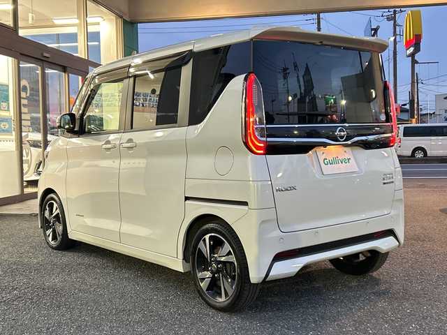 日産 ルークス HWS Gターボ プロパイロットED 埼玉県 2021(令3)年 10.3万km ホワイトパール ・ワンオーナー/・純正ナビ（SD/TV/BT/CD/DVD）/・フルセグテレビ/・アラウンドビューモニター/・プロパイロット/・ドライブレコーダー/・ETC2.0/・オートライト/・LEDヘットライト/・クルーズコントロール/・両側パワースライドドア/・ステアリングスイッチ/・電動パーキング/・ブレーキホールド/・アイドリングストップ/・コーナーセンサー/・衝突被害軽減システム/・レーンアシスト/・リアサーキュレーター/・プッシュスタート/・スマートキー/・スペアキー×１/・純正フロアマット/・純正ドアバイザー/・積載スタッドレスタイヤ付き社外アルミ