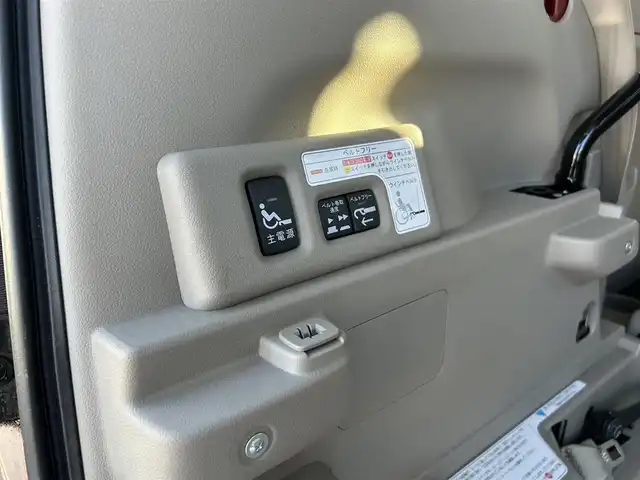 ホンダ Ｎ ＢＯＸ ＋ G Lパッケージ 東京都 2013(平25)年 1.2万km チェリーシェルピンクメタリック ワンオーナー/福祉車両/・車いす仕様車/純正Gathersオーディオ/オートエアコン/ETC/取扱説明書/スペアキー1本