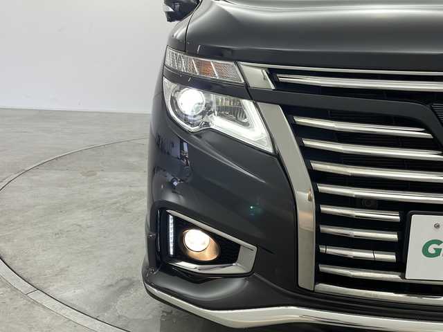 日産 エルグランド 250HWS S アーバンクロム 群馬県 2019(平31)年 2.7万km ファントムブラック 純正ナビ　純正１１型後席モニター　アダプティブクルーズコントロール　全周囲カメラ　両側電動スライドドア　衝突被害軽減ブレーキ　ハーフレザーシート　レーンキープアシスト　コーナーセンサー　ＥＴＣ　禁煙車