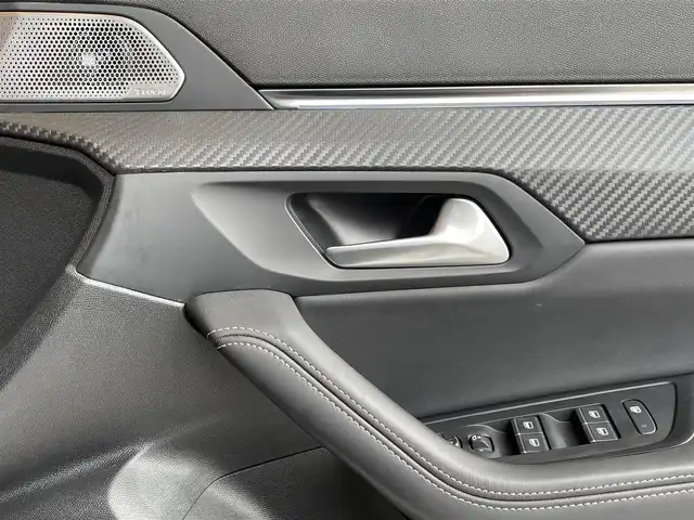 プジョー ５０８ GTライン プレミアムレザーED 愛知県 2020(令2)年 1.8万km パール メモリナビ /バックカメラ /フロントカメラ/フルセグTV /Bluetooth /パノラマサンルーフ /ACC/レーンキープ /LEDヘッドライト /FOCALサウンド /ブラインドスポット /シートヒーター /パワートランク/ドラレコ
