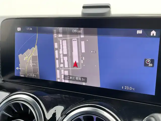メルセデス・ベンツ Ｍ・ベンツ ＧＬＢ２００ｄ 東京都 2022(令4)年 2.9万km デジタルホワイト アドバンスドＰ　/ＲＳＰ　/ナビゲーションＰ　/ＭＢＵＸ　/３６０°カメラ　/ＨＵＤ　/ＥＴＣ　/フルセグ　/６４色アンビエントライト　/ＬＥＤヘッドライト　/ＡＨＢ　/ダイナミックセレクト　/パワーリアゲート　/ＰＷシート