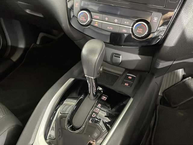 日産 エクストレイル 20X 福岡県 2018(平30)年 6.5万km ブリリアントホワイトパール ・純正ナビ/・CD/DVD/・フルセグTV/・IPoｄ/・ＡＵＸ/・Bluetooth/・全方位カメラ/・PBD/・TRC/・ビルトインETC/・BSM/・電動パーキング/・社外フロアマット/・衝突軽減ブレーキシステム/・レーンキープアシスト/・ブレーキホールド