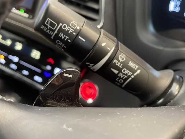 ホンダ ヴェゼル RS ホンダセンシング 福井県 2020(令2)年 4.9万km プラチナホワイトパール