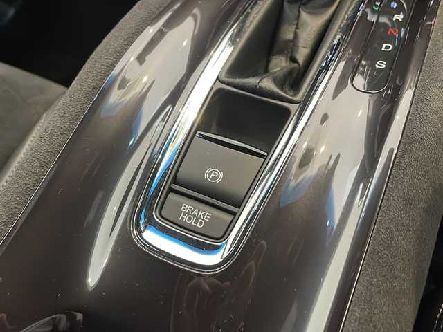 ホンダ ヴェゼル RS ホンダセンシング 福井県 2020(令2)年 4.9万km プラチナホワイトパール
