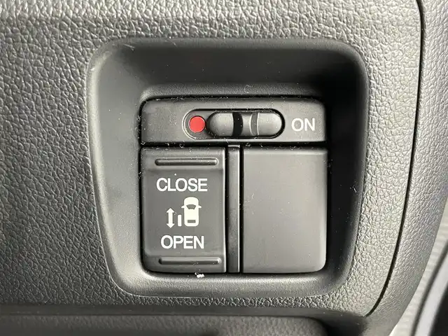 ホンダ Ｎ ＢＯＸ G Lパッケージ 群馬県 2015(平27)年 7.9万km スマートブラック 純正メモリナビ（VXM-155VSi)/バックカメラ/ワンセグTV/Bluetooth接続/SD/iPod/CD/DVD/AM/FM/片側電動スライドドア/ＥＴＣ/スマートキー/プッシュスタートボタン/ヘッドライトレベライザー/ステアリングリモコン/横滑り防止装置/ロールサンシェード/禁煙車