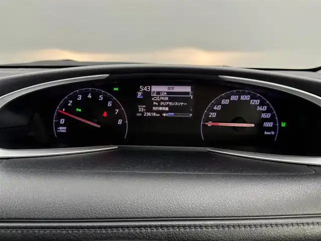 トヨタ シエンタ G グランパー 愛知県 2020(令2)年 2.4万km ホワイトパールクリスタルシャイン トヨタセーフティセンス/　　・プリクラッシュセーフティ/　　・レーンディバーチャーアラート/　　・オートマチックハイビーム/クリアランスソナー/純正7インチナビ/　　・CD/BT/ワンセグ/パノラミックビューモニター/ビルトインETC/革巻きステアリング/ステアリングリモコン/両側パワースライドドア/純正フロアマット/純正ホイールキャップ/電動格納ウィンカーミラー/アイドリングストップ/取扱説明書/保証書/スペアキー
