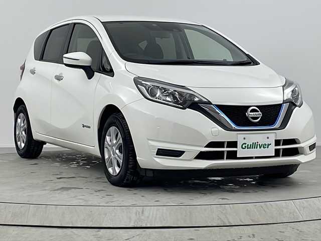 日産 ノート e－パワー X 熊本県 2018(平30)年 6.5万km ホワイト エマ―ジェンシーブレーキ/車線逸脱防止支援システム/社外7インチメモリナビ/バックカメラ/ETC/スマートキー×2/保証書/取扱説明書