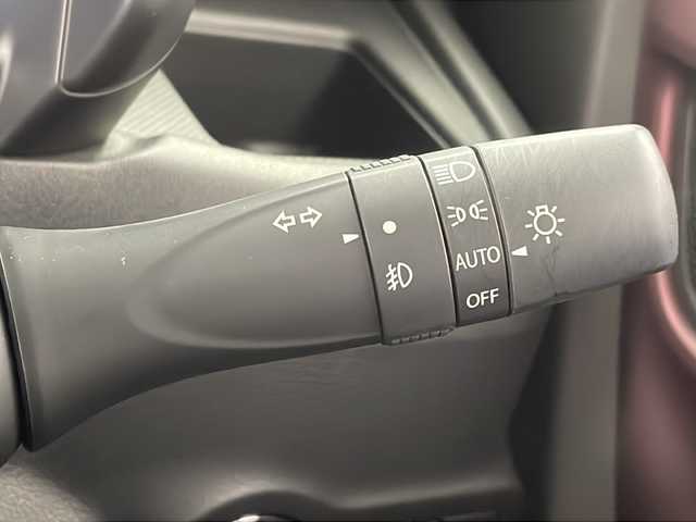 スズキ スペーシア カスタム HYBRID XS 岐阜県 2024(令6)年 1万km ピュアホワイトP スズキセーフティサポート/デュアルセンサーブレーキサポートII/ハイビームアシスト/アダプティブクルーズコントロール/レーンキープアシスト/コーナーセンサー/純正9インチナビ/　(AM/FM/Bluetooth/フルセグTV/AppleCarPlay)/全方位カメラ/ヘッドアップディスプレイ/両側パワースライドドア/ハーフレザーシート/シートヒーター/ステアリングヒーター/LEDヘッドライト/純正アルミホイール/スペアキー