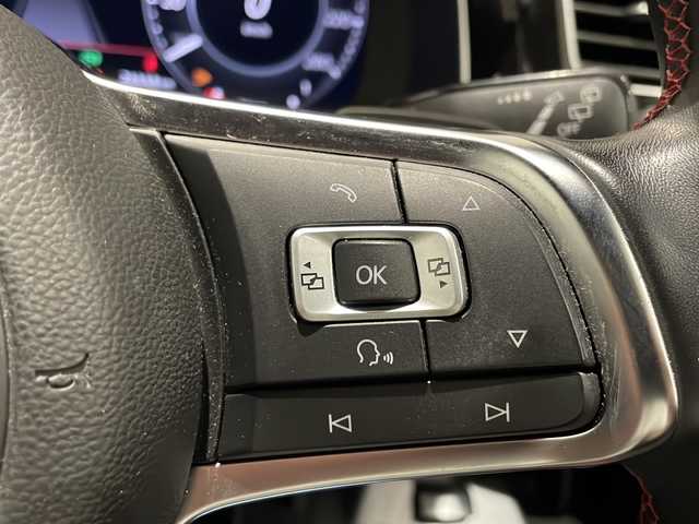 フォルクスワーゲン ゴルフ ＧＴＩ ダイナミック 新潟県 2018(平30)年 2.7万km インジウムグレーメタリッ オールインセーフティ/・アダプティブクルーズコントロール/・レーンキープアシスト/・ブラインドスポットディテクション/・リヤトラフィックアラート/・プロアクティブオキュパントプロテクション/・パークディスタンスコントロール/・リヤビューカメラ/・フロントアシスト/・ESC/ABS/ブレーキアシスト/デジタルメータークラスター/Volkswagen純正インフォテイメントシステム/Discover Pro/・SSDナビゲーションシステム/・DVD/CD/TV/BT/・ETC2.0/オプションサイズ225/40/18/ドライブレコーダー/LEDヘッドライト