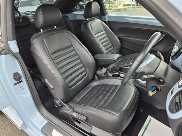 フォルクスワーゲン ザ・ビートル デザイン レザーパッケージ 福島県 2013(平25)年 3.9万km デニムブルー ミラータイプＧＰＳ付きレーダー探知機　/社外サブウーファー(ＴＳ－ＷＸ１１０Ａ)/ビルトインＥＴＣ　/社外ＳＤナビ（ＡＶＩＣ－ＣＺ９００）　/Ｂｌｕｅｔｏｏｔｈオーディオ/フルセグテレビ/バックカメラ　/社外前方ドライブレコーダー　/Ｄ＋Ｎ席シートヒーター/ＭＴモード付きＡＴ/パドルシフト