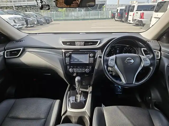 日産 エクストレイル 20X エマージェンシーブレーキ 宮崎県 2014(平26)年 7.9万km ブリリアントホワイトパール 4WD/ワンオーナー/純正MOPナビ/フルセグTV/リモコンオートバックドア/アラウンドビューモニター/ビルトインETC/ドライブレコーダー/クルーズコントロール/コーナーセンサー/フロント/リアソナー/エマージェンシーブレーキ/パーキングアシスト/後方車両検知警報/純正オプLEDオートライト/フロントフォグランプ/革巻きステアリング/防水合皮シート/前席シートヒーター/純正17インチアルミホイール/スマートキー/プッシュエンジンスターター/禁煙車