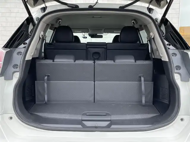 日産 エクストレイル 20X エマージェンシーブレーキ 宮崎県 2014(平26)年 7.9万km ブリリアントホワイトパール 4WD/ワンオーナー/純正MOPナビ/フルセグTV/リモコンオートバックドア/アラウンドビューモニター/ビルトインETC/ドライブレコーダー/クルーズコントロール/コーナーセンサー/フロント/リアソナー/エマージェンシーブレーキ/パーキングアシスト/後方車両検知警報/純正オプLEDオートライト/フロントフォグランプ/革巻きステアリング/防水合皮シート/前席シートヒーター/純正17インチアルミホイール/スマートキー/プッシュエンジンスターター/禁煙車